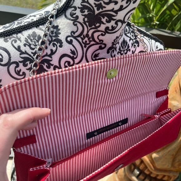 Steve Madden Vintage Red purse - Picture 6 of 10